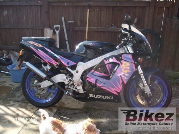 1993 Suzuki RG 125 F photo